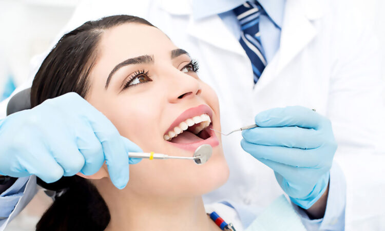 Ultimate guide to finding the perfect dental clinic for cosmetic dentistry